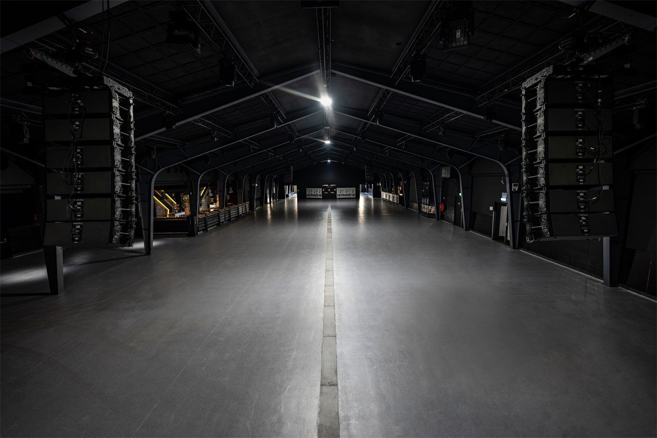 Main Zaal (2)