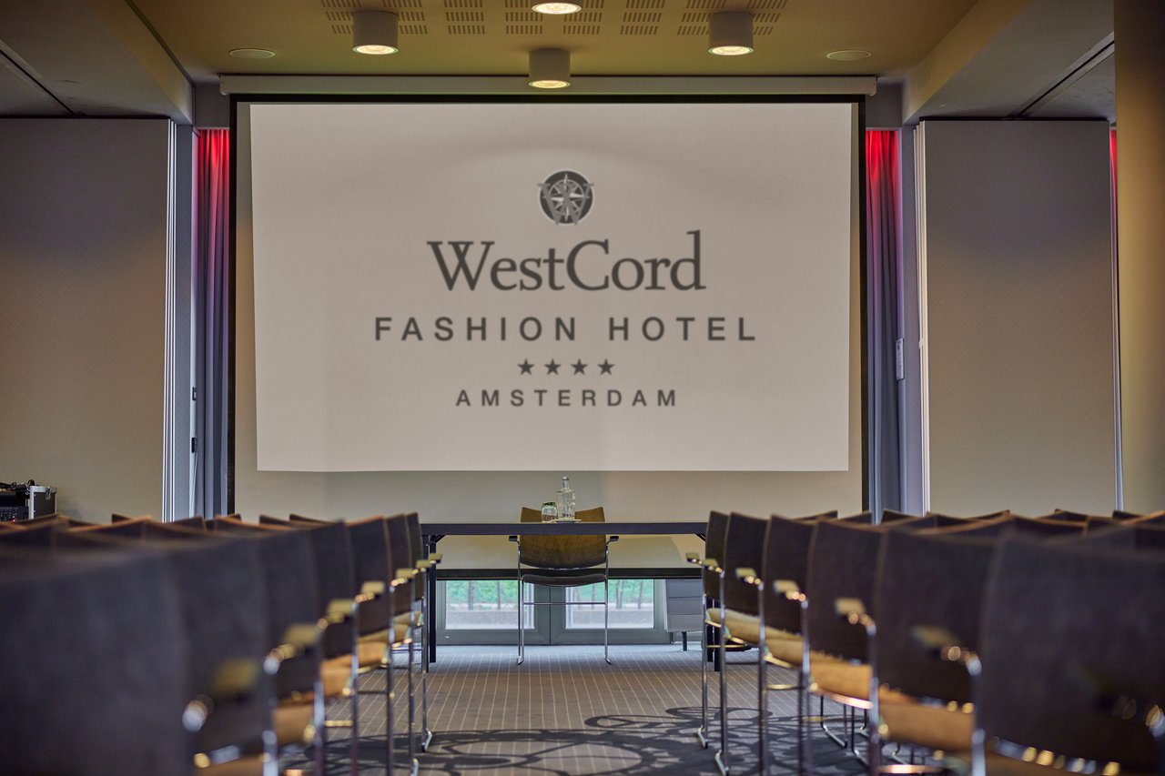 WC-FashionHotel-FashionLounge-Detail-02.jpg