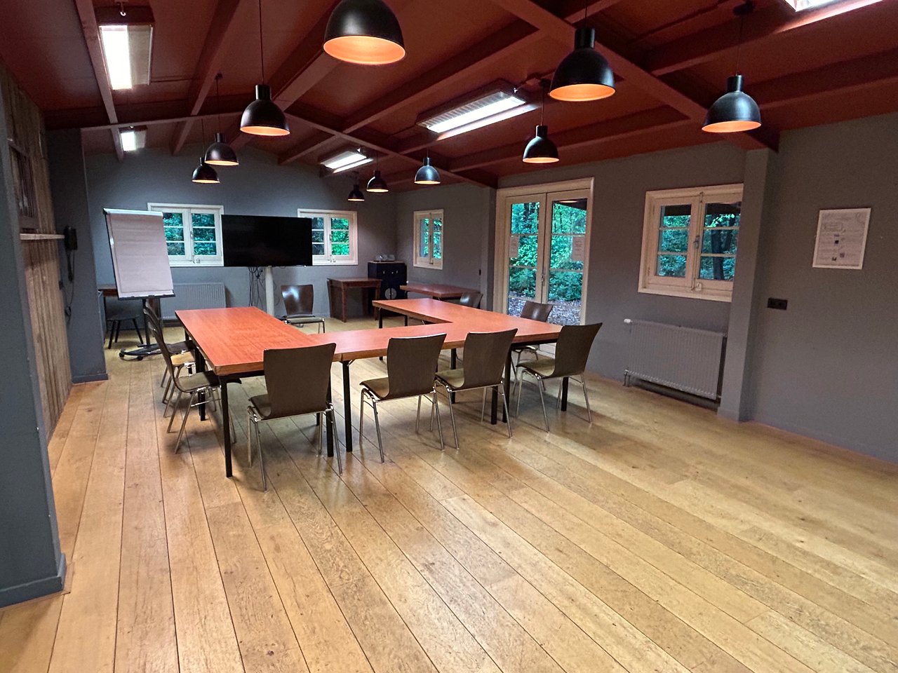 Lodge 2 (1)