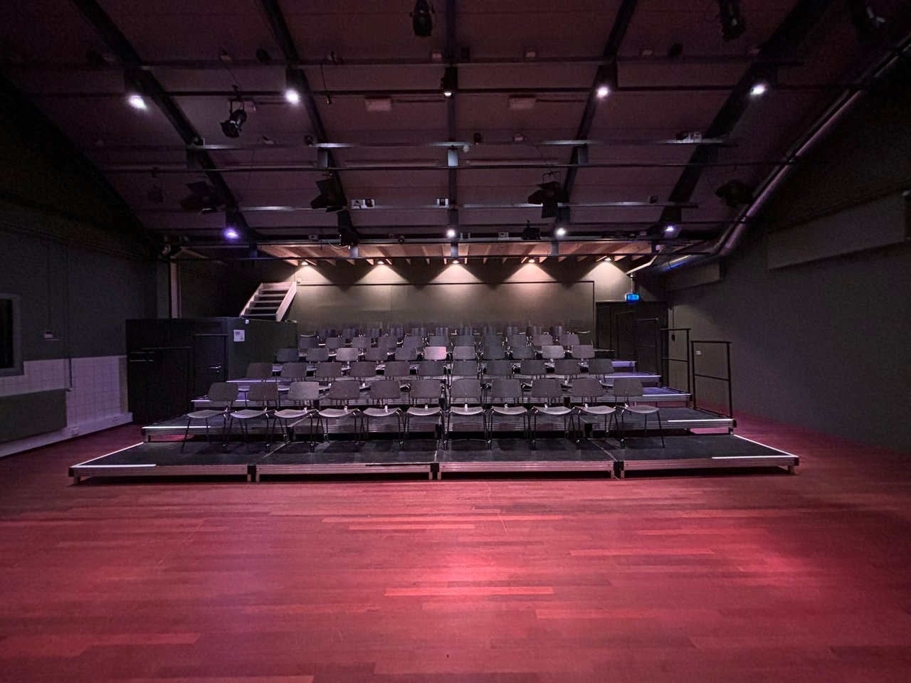 Studio - Aanzicht tribune