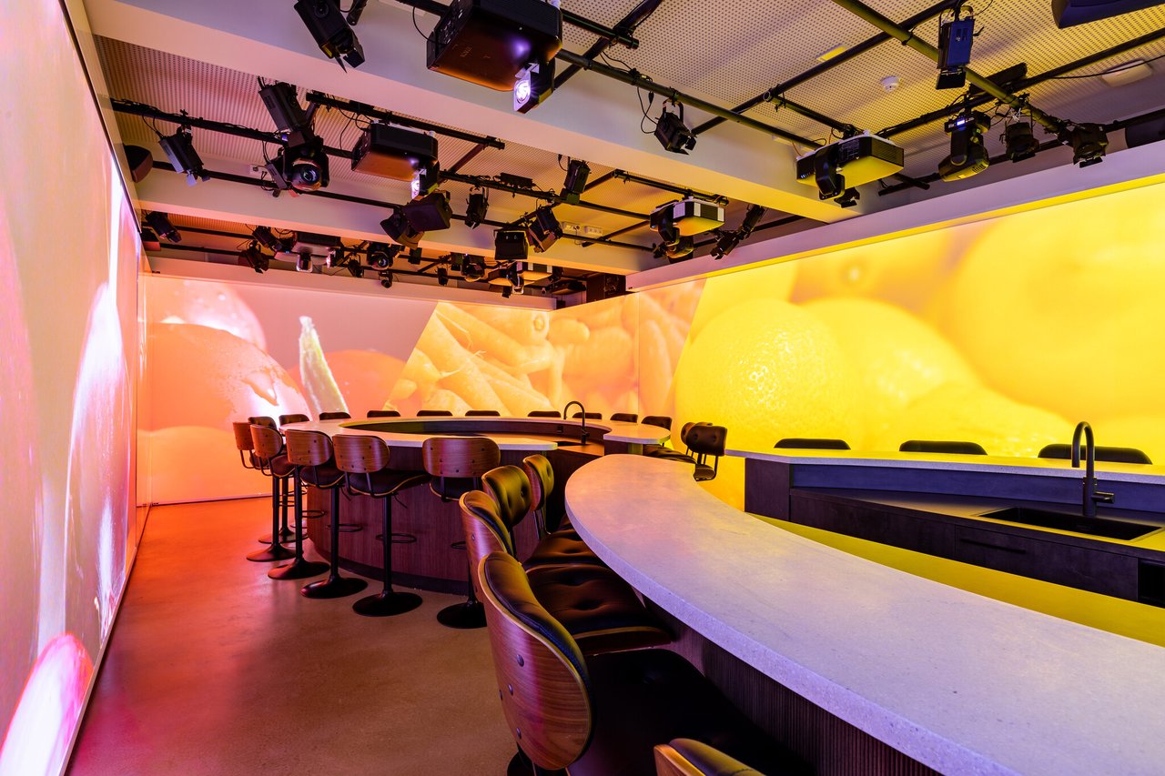 Mauritskazerne---Tasting-Room--2-