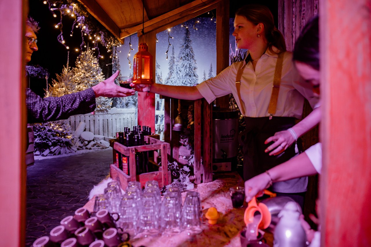 Santa's Experience - glühwein & chocolademelk