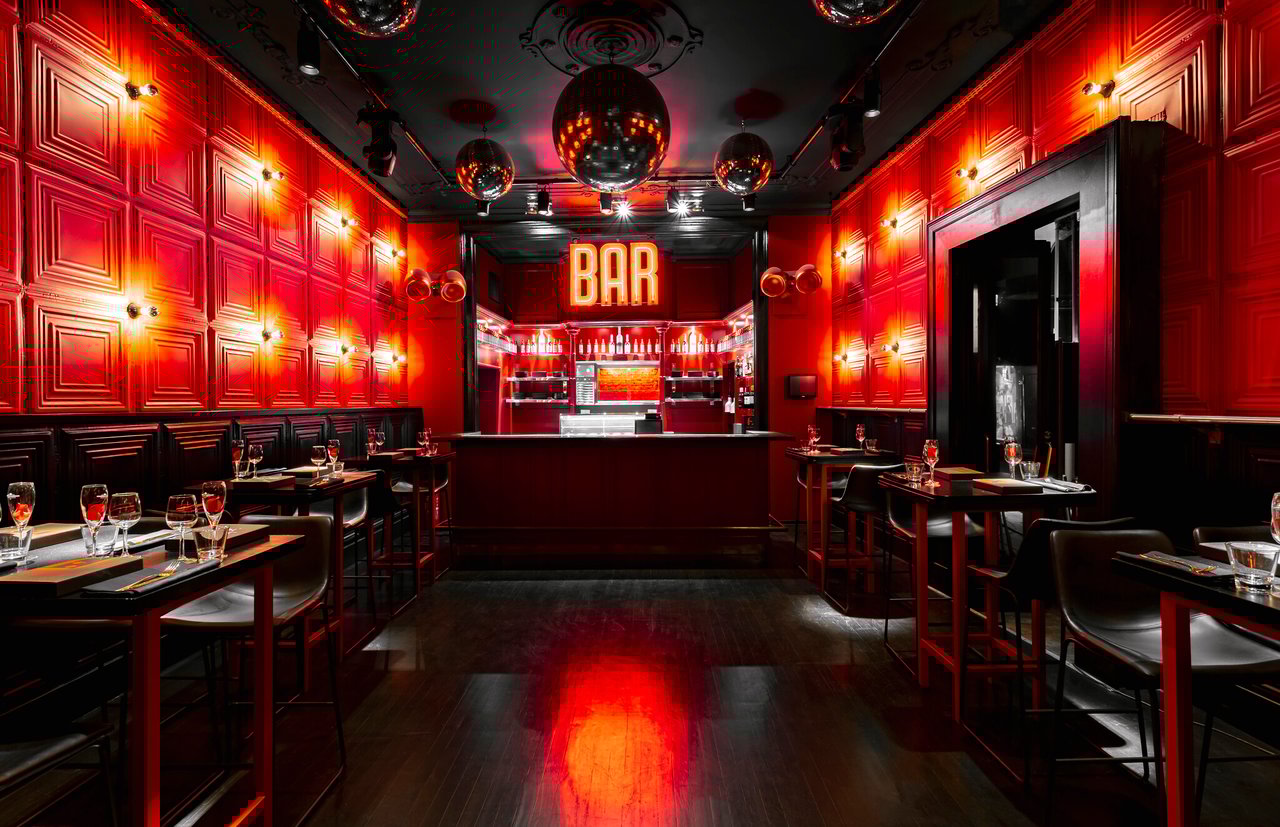 Bar Rouge Restaurant