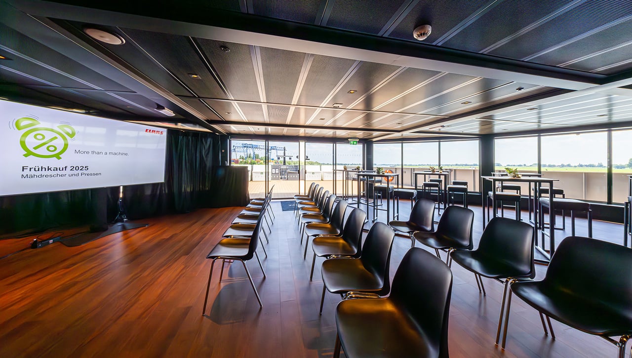 Oceandiva Nova upper deck met buitenterras