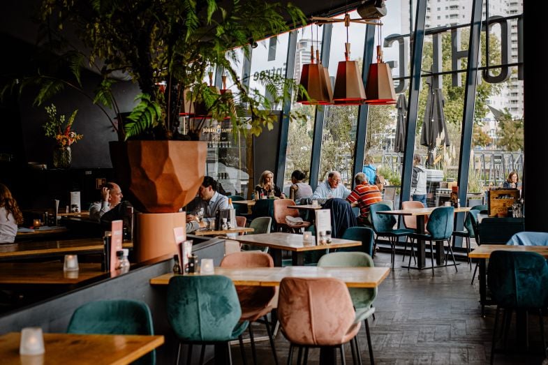 Restaurant1.jpg