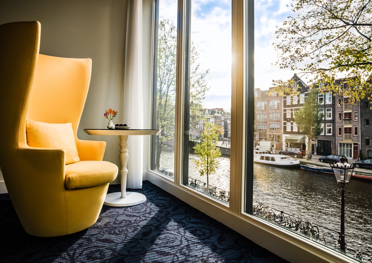 Andaz Amsterdam Prinsengracht - Canal view room 2.jpg