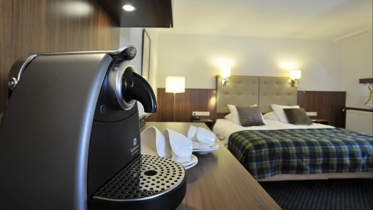 Junior suite 2.jpg