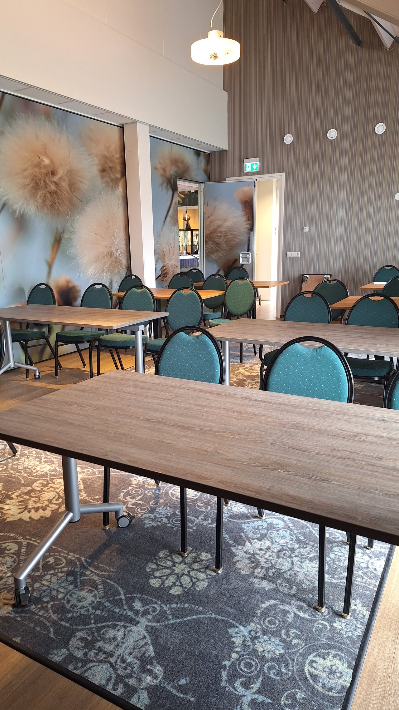Vergaderzaal Eagle in school opstelling