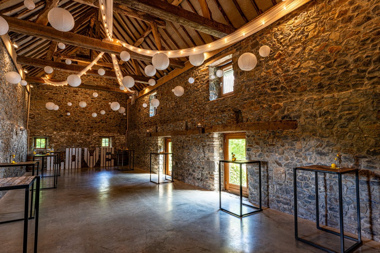 7AD00121-2-HDR.jpg