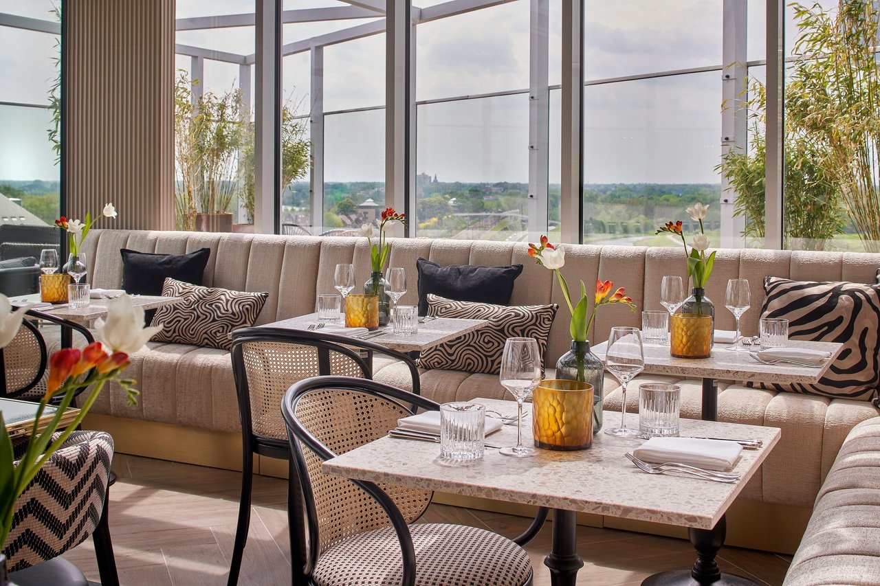 Current Rooftop Restaurant - uitzicht op Gemert