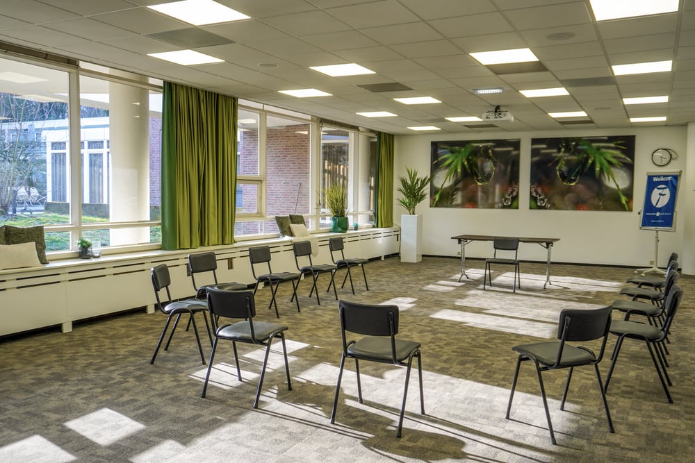 meeting room 1 (1)