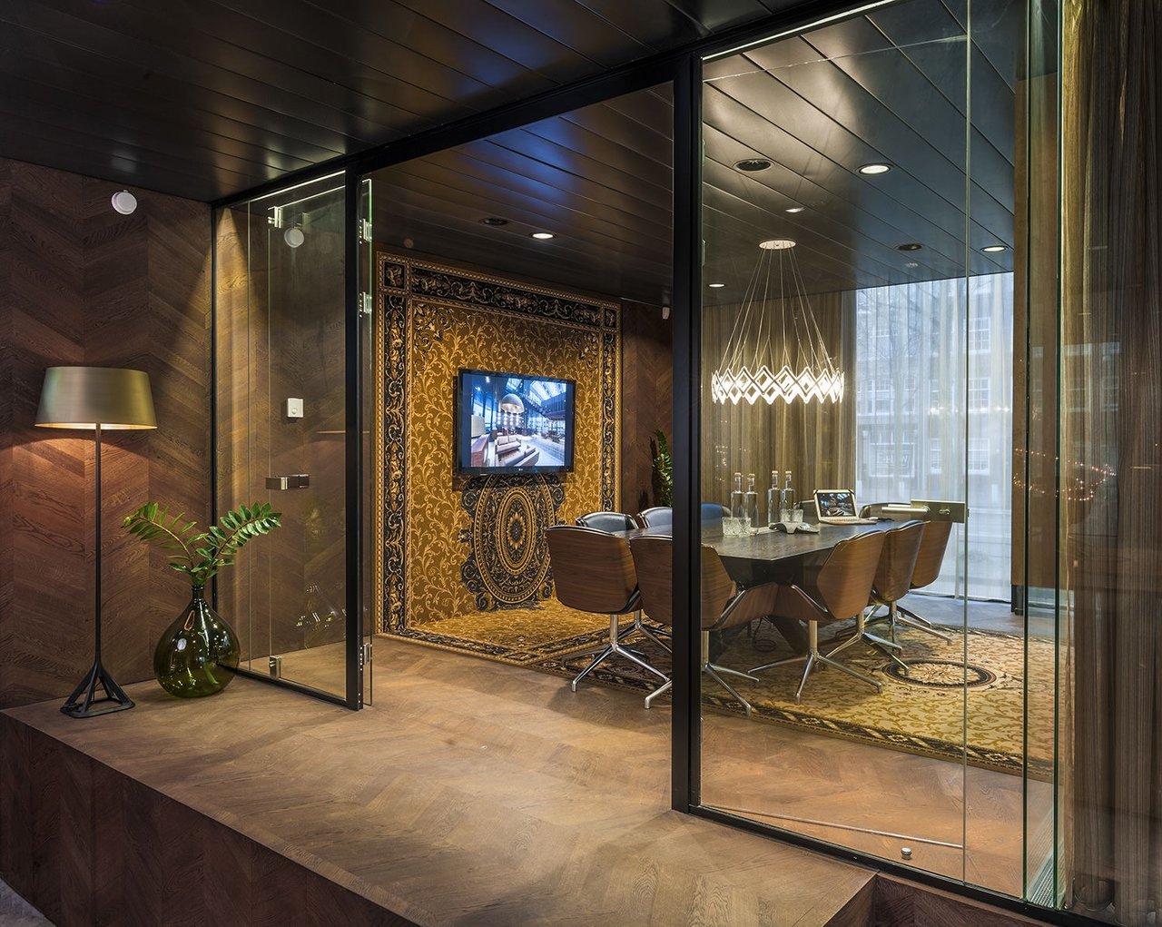 Boardroom Okinawa (Japan).jpg