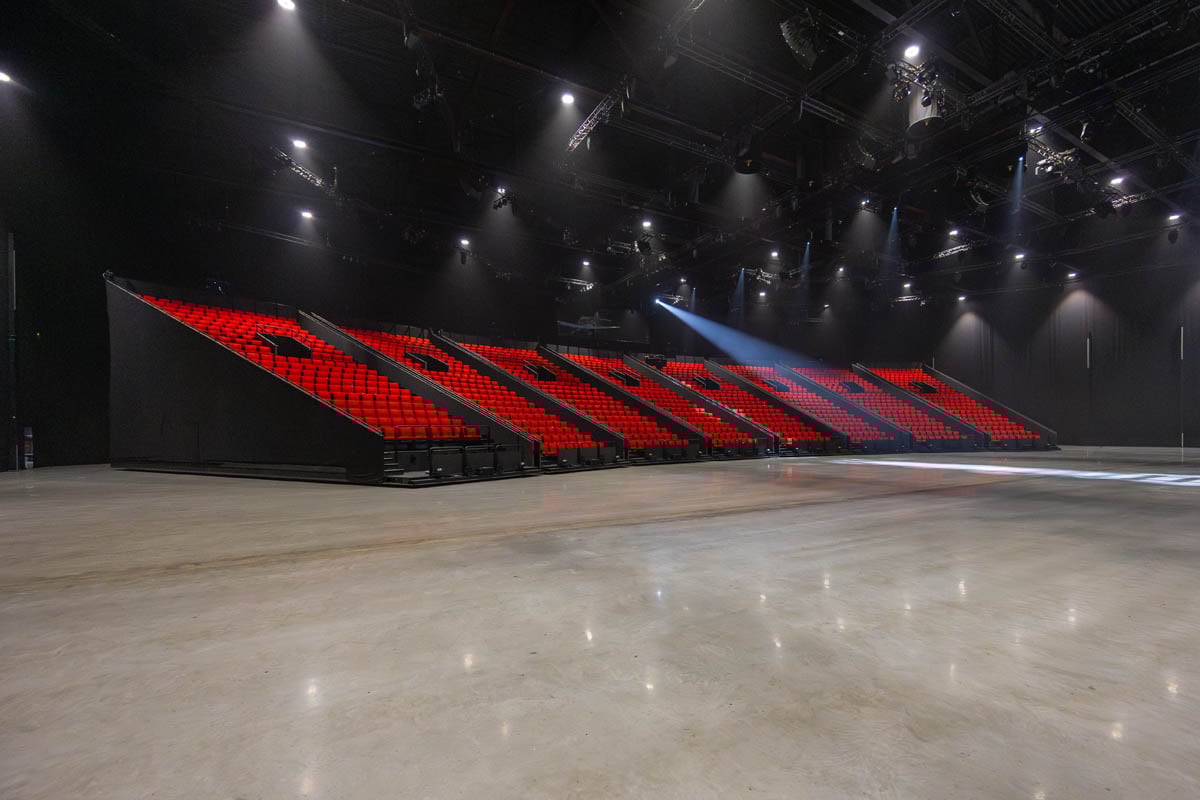 Tribunes Theaterhal