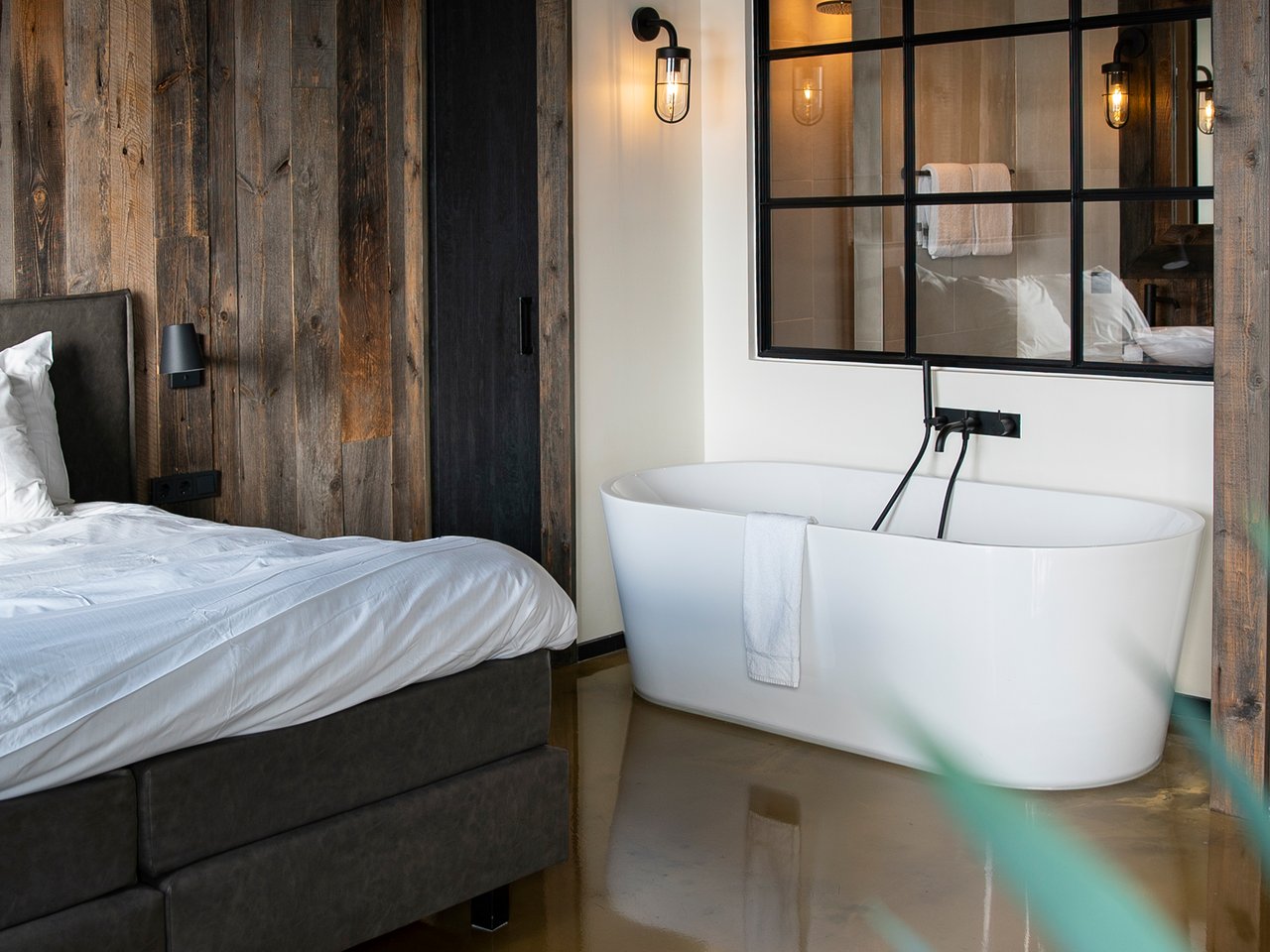 bad 2 persoons Deluxe hotelkamer