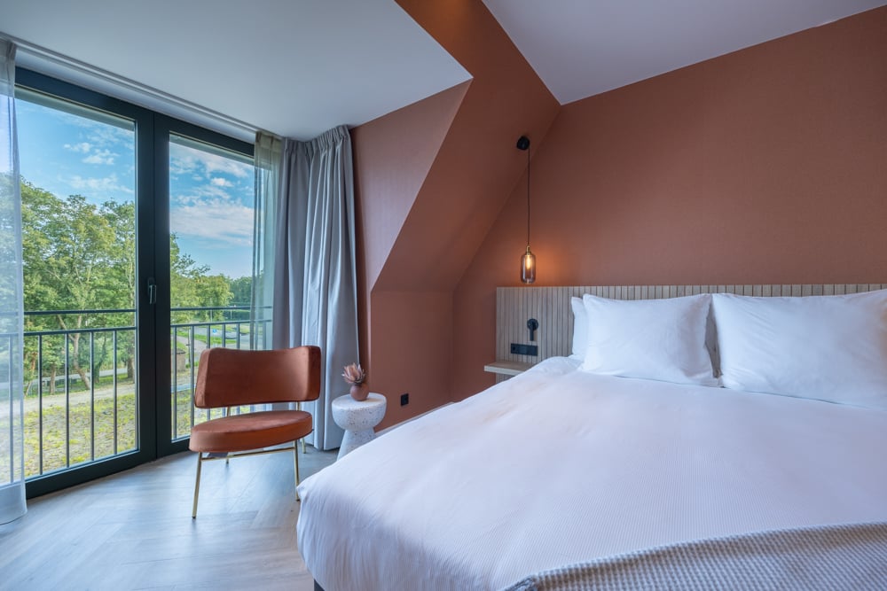 Deluxe kamer raam 1.jpg