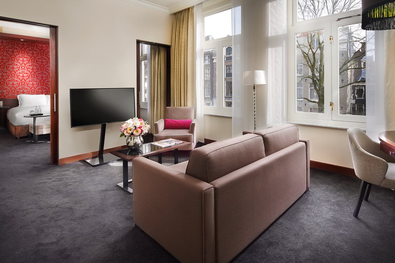 Prestige Suite 