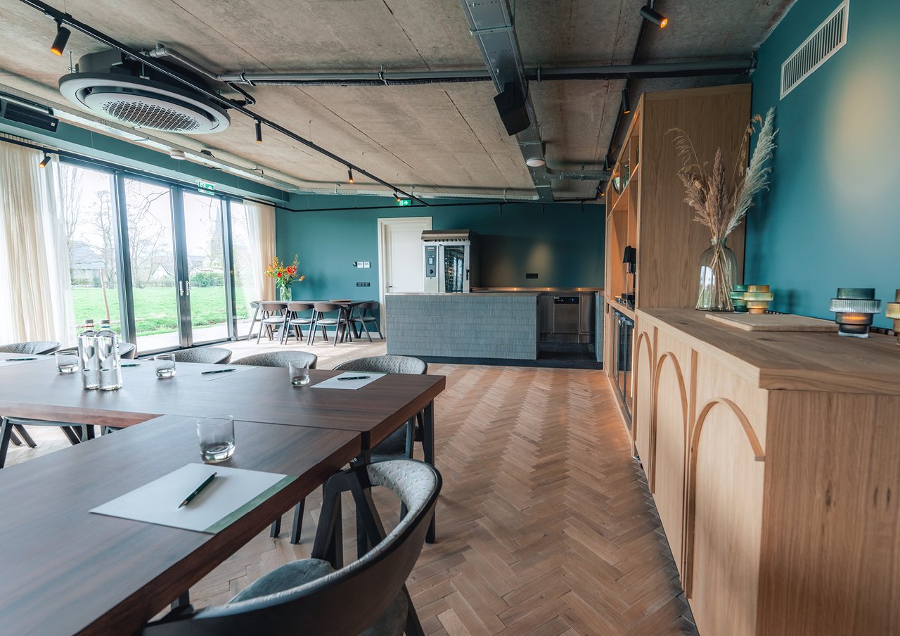 De Witte Dame Fort Meeting Room3.jpg