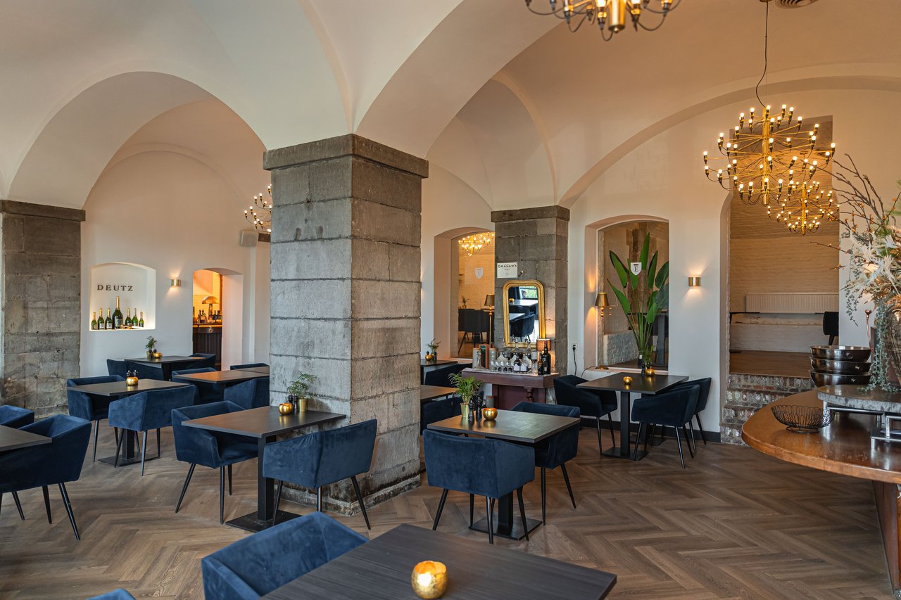 2025-01-03_KE-Kamers_ROCKATEER_Restaurant-005.jpg