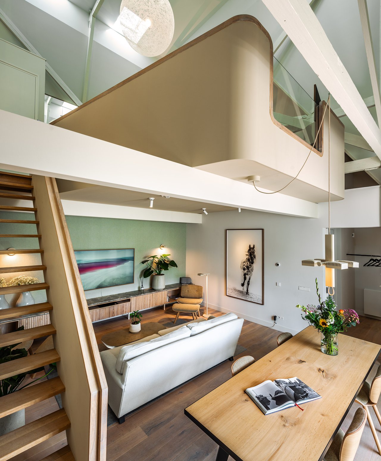 The Top Suite (3)