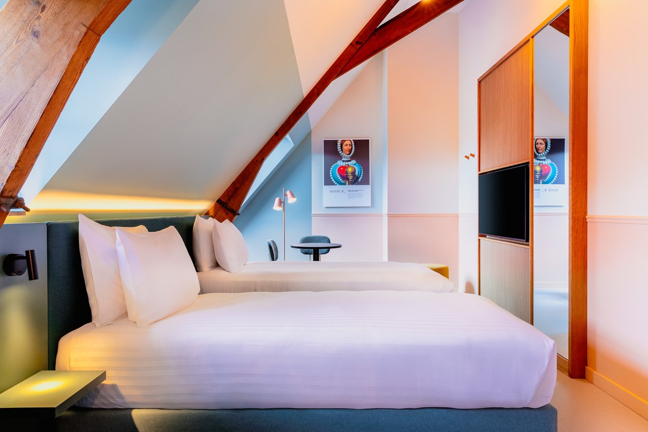 Delux Twin Room-1