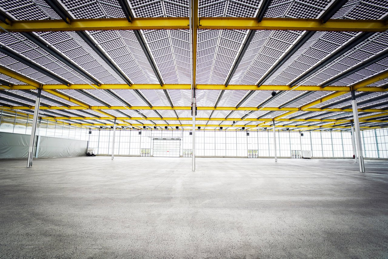 EXPO Greater Amsterdam - Hallen vanuit parkeerterrein