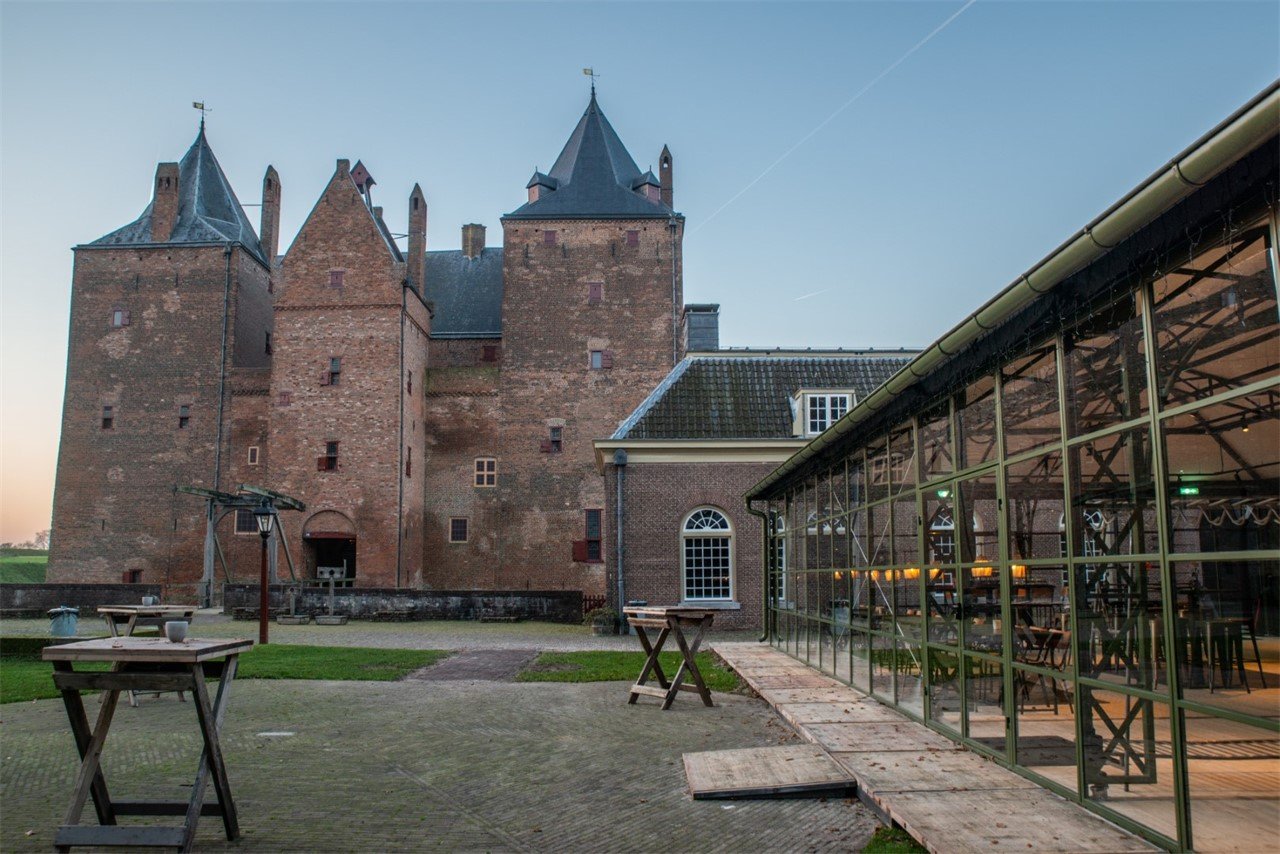 Het Brouwhuis met uitzicht op het kasteel