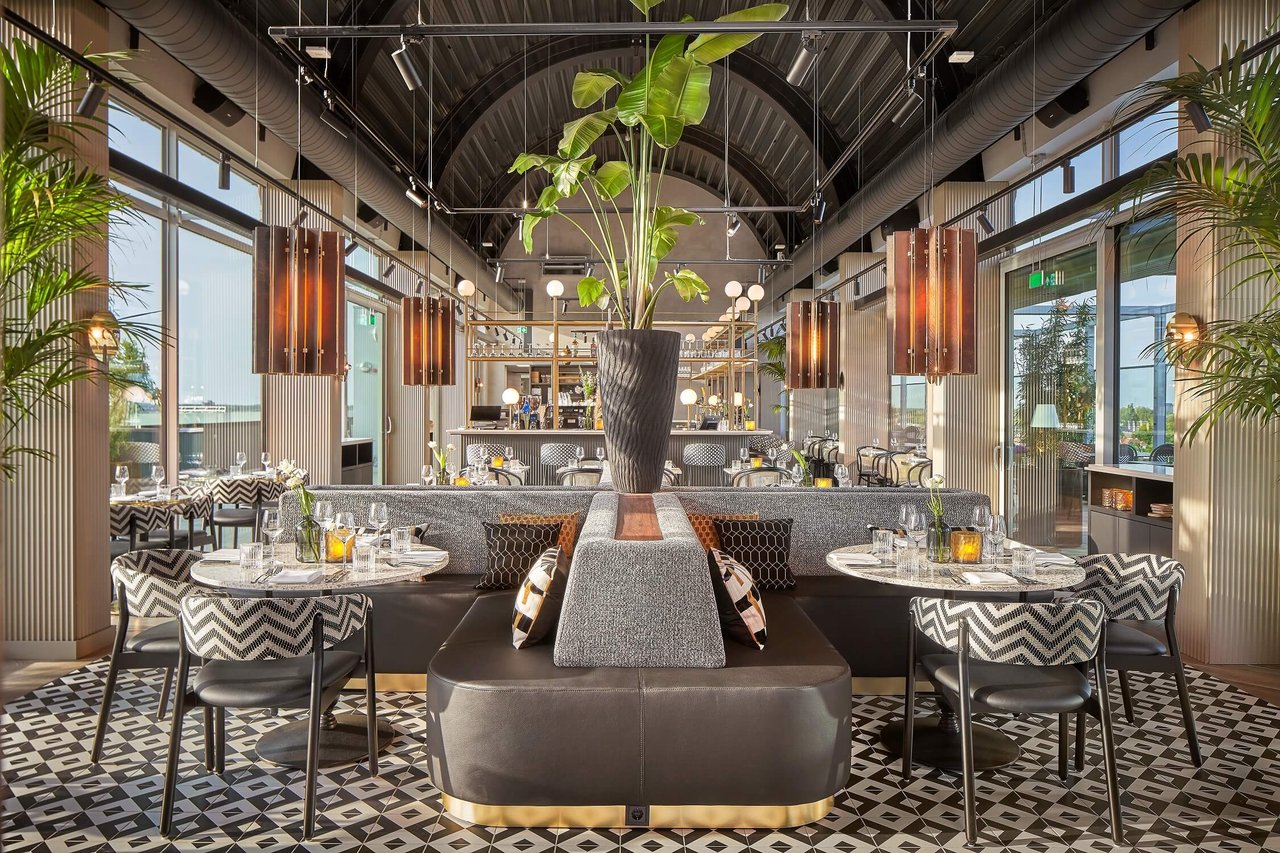 Current Rooftop Restaurant (3)