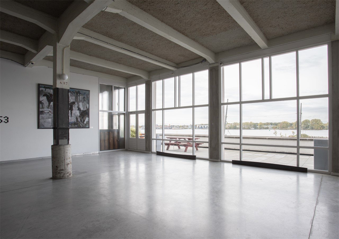 Centrale hal - Uitzicht over 't IJ