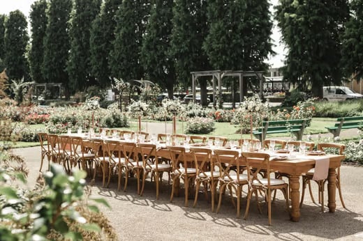 Diner lange tafel buiten