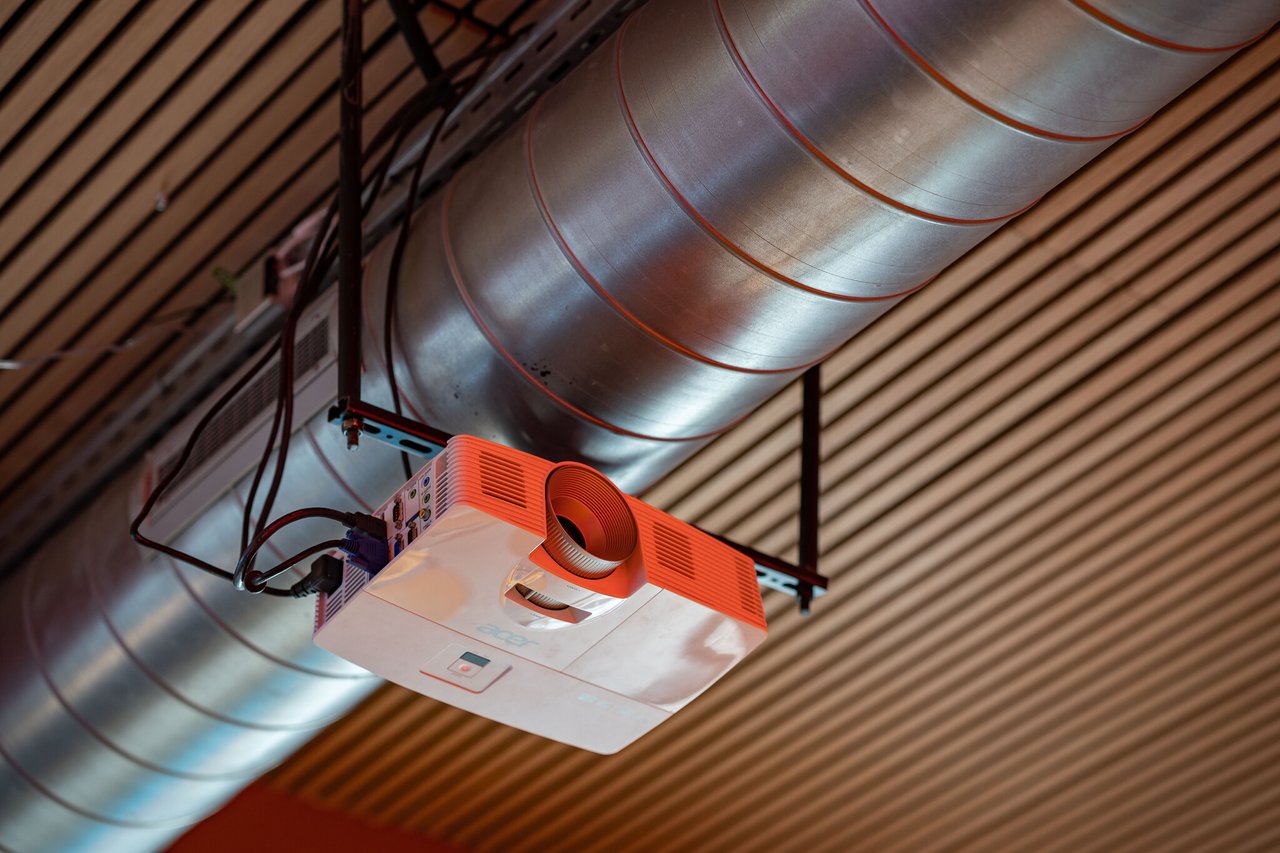 VisualProject-REM.Amsterdam-MeetingRoom-LR-37