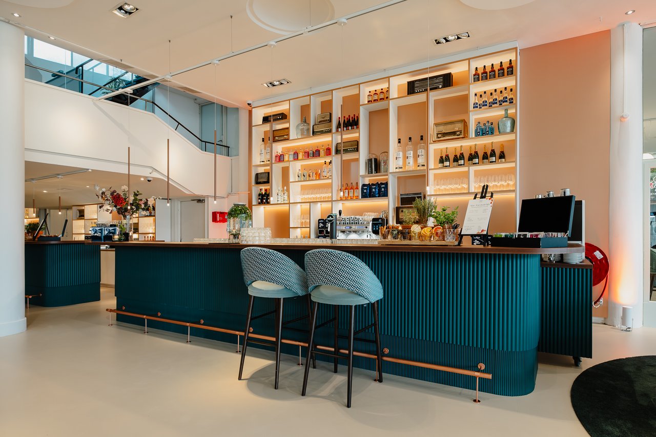 Green Lounge