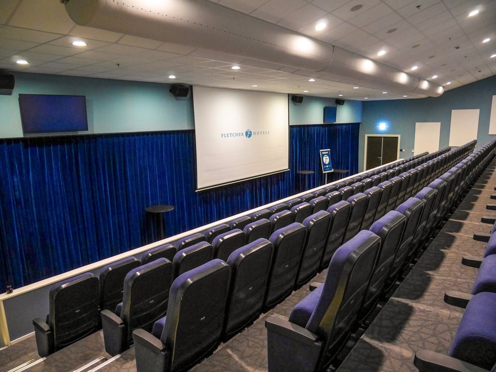 Charles Lindbergh met zicht op Hangar