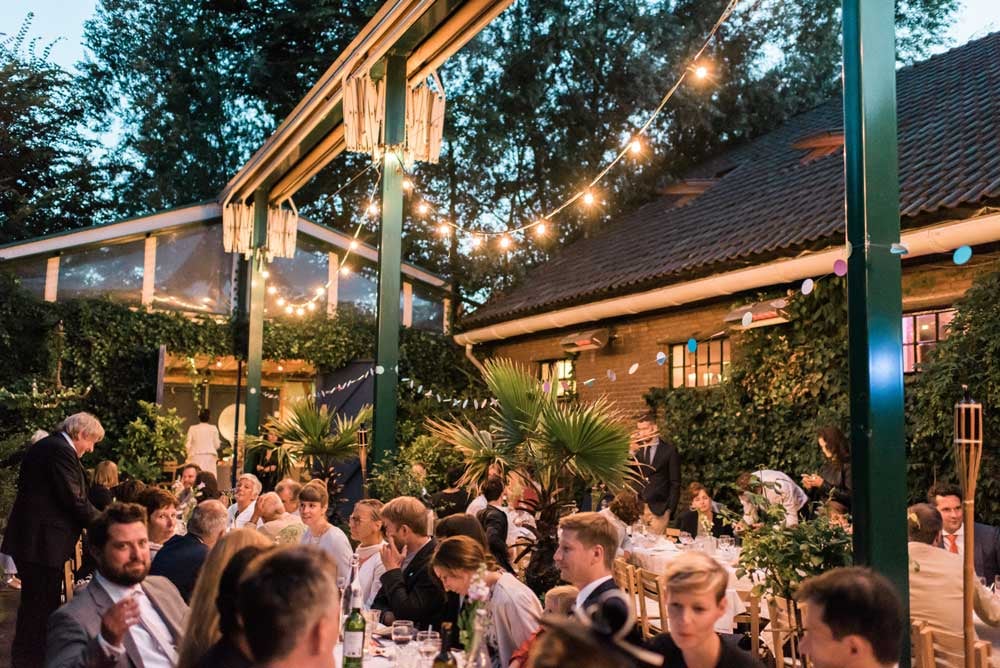 Binnenplaats diner