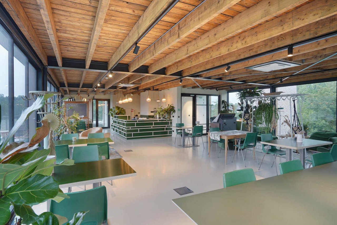 Volledig verzorgde vergaderruimte 