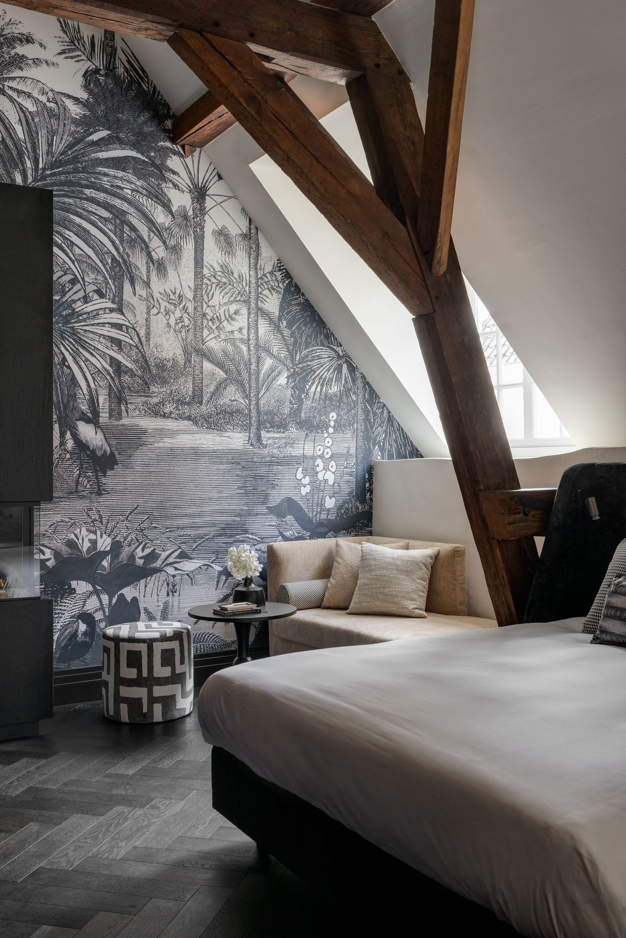 Suite 002 - Feran Thomassen 04.jpg