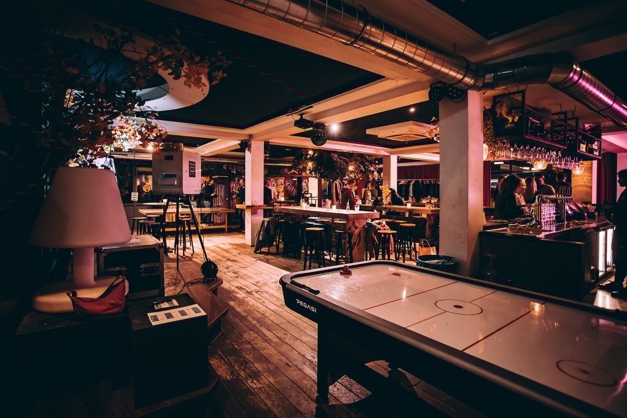 Zolderverdieping met Airhockey