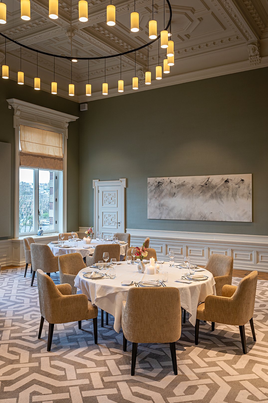 Banqueting (1)