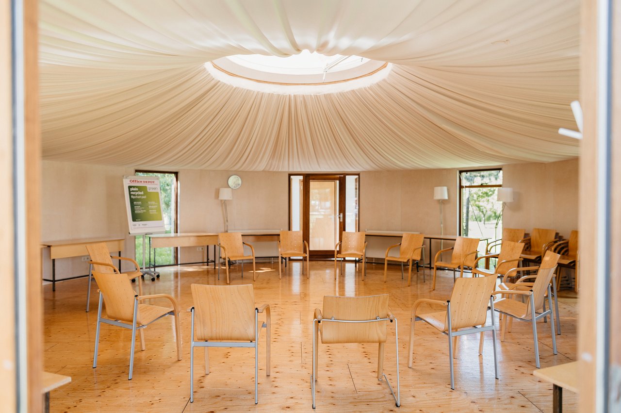 Yurt (2)
