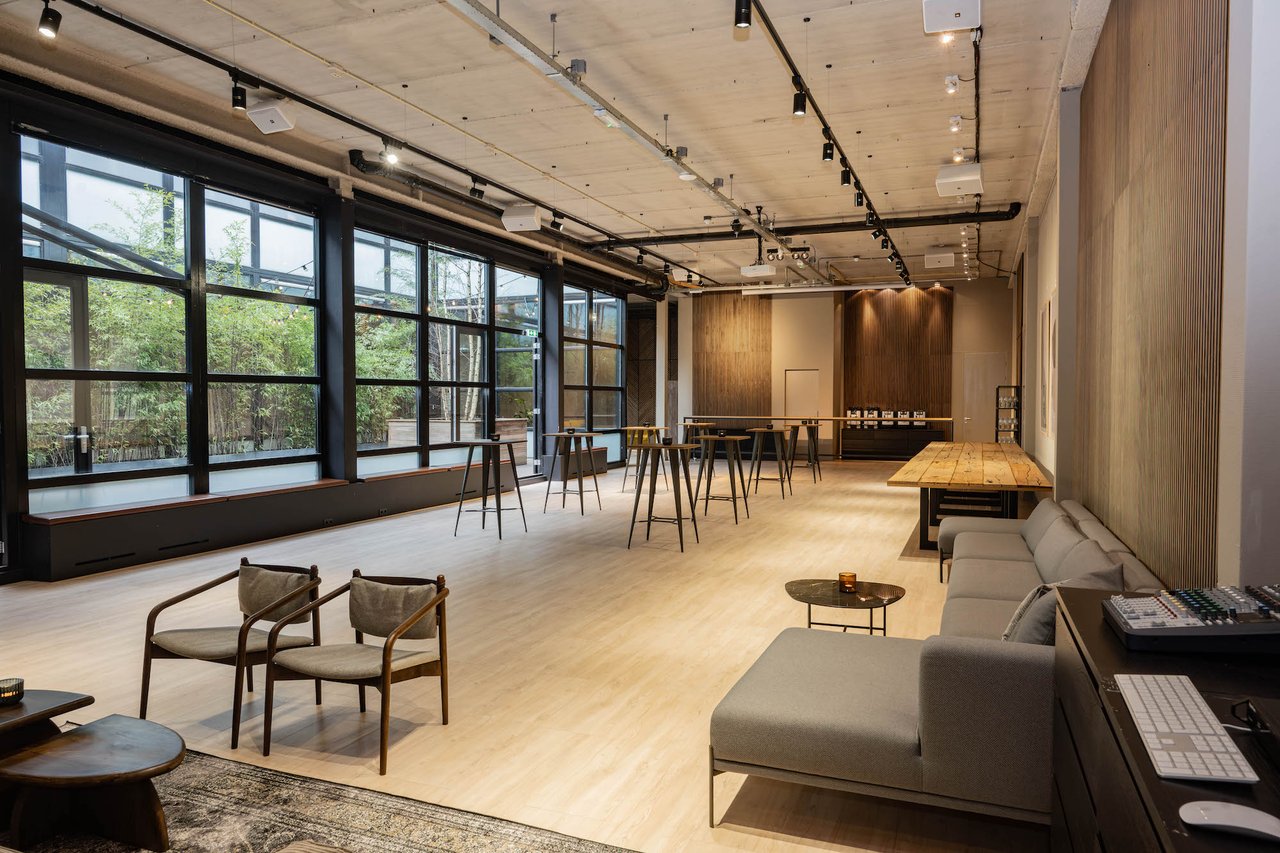 VC - The Lounge 3.jpg