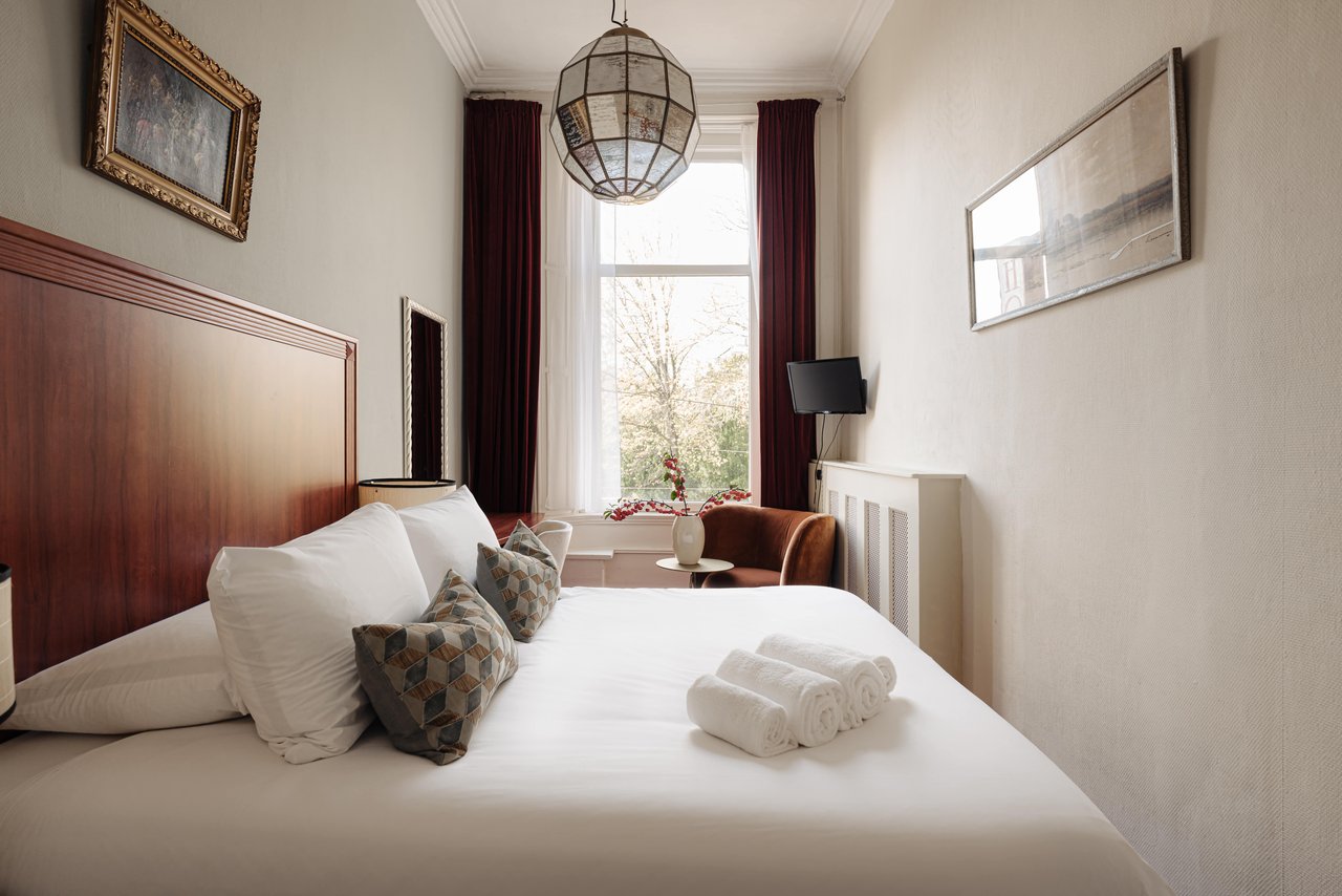 Parklane Hotel.jpg