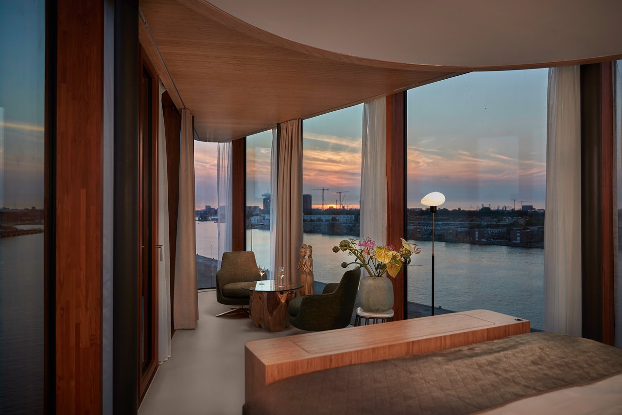 Hotel Jakarta Amsterdam - WOW Suite (1)
