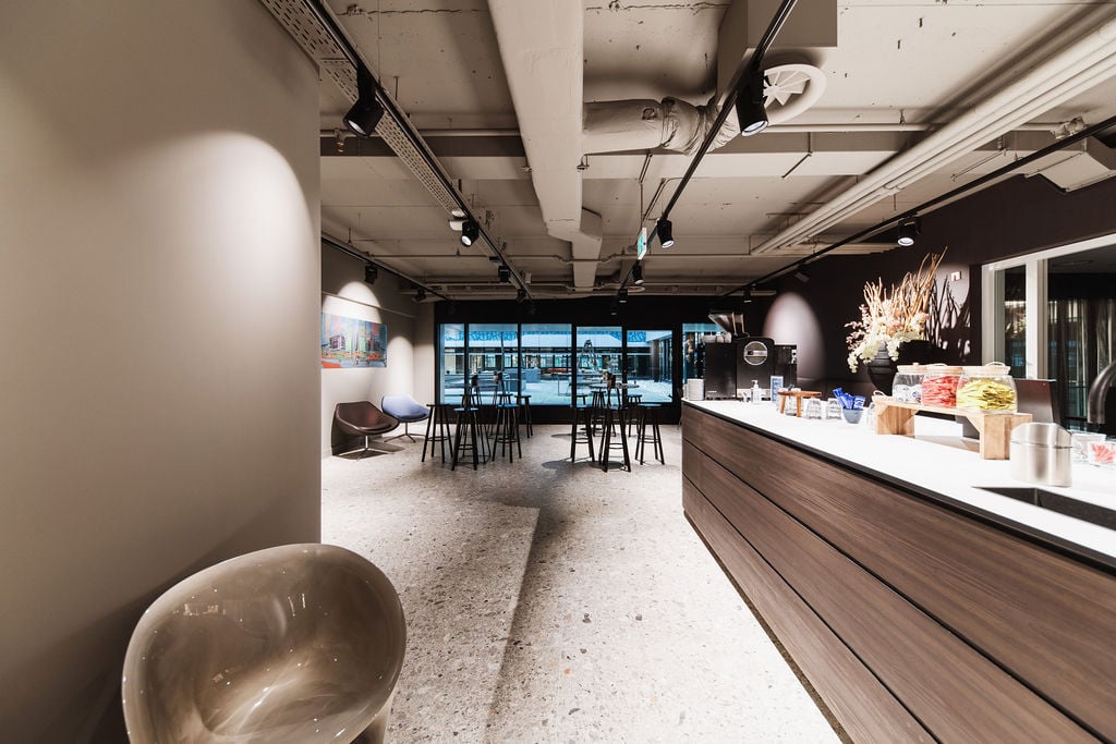 Foyer 2.7.jpg