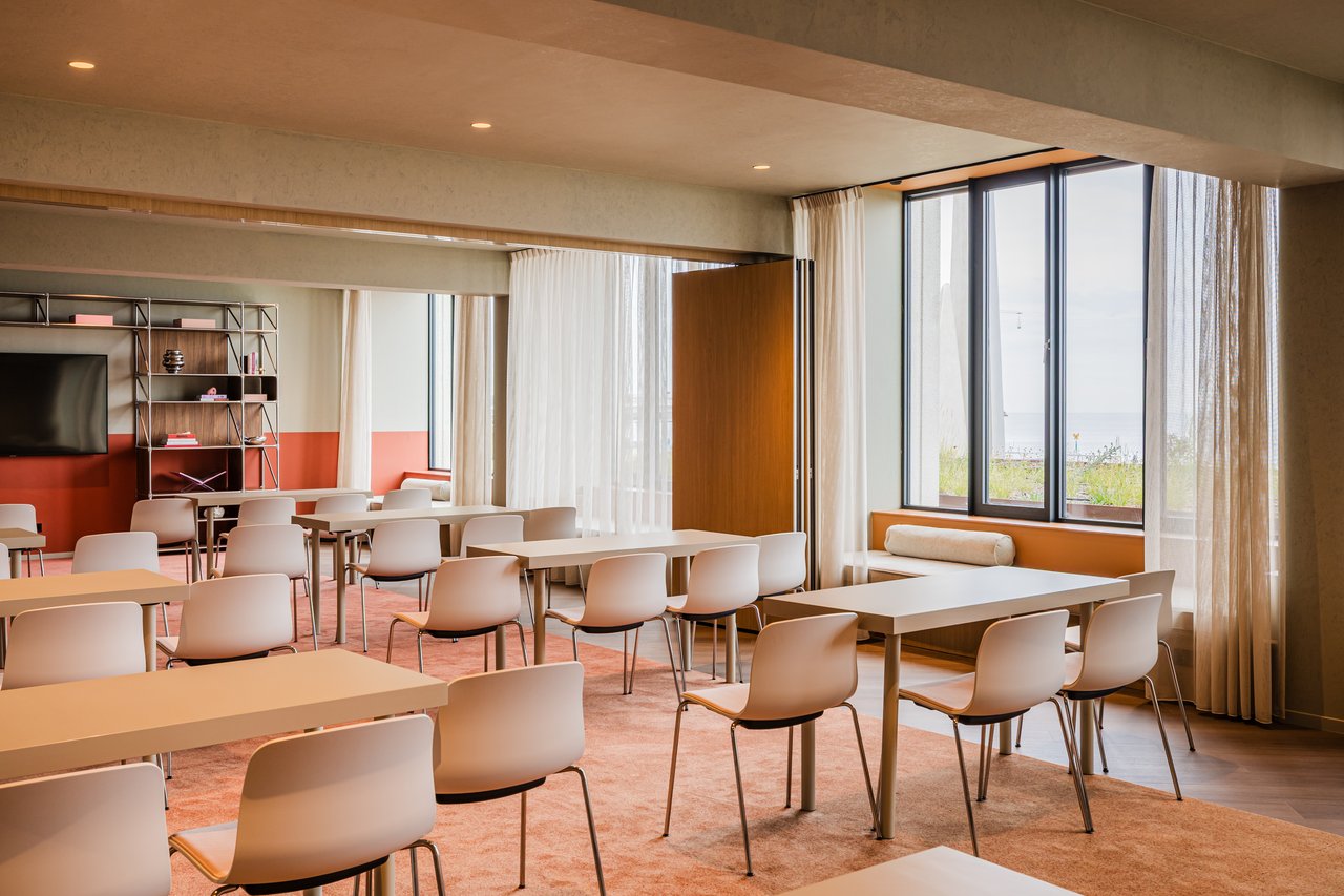 Crab / Sun in cabaret opstelling