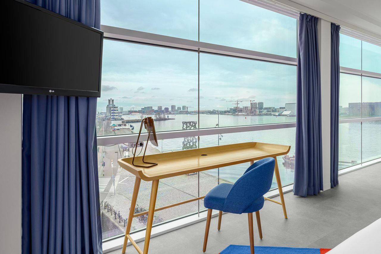 Executive Corner Room (1)