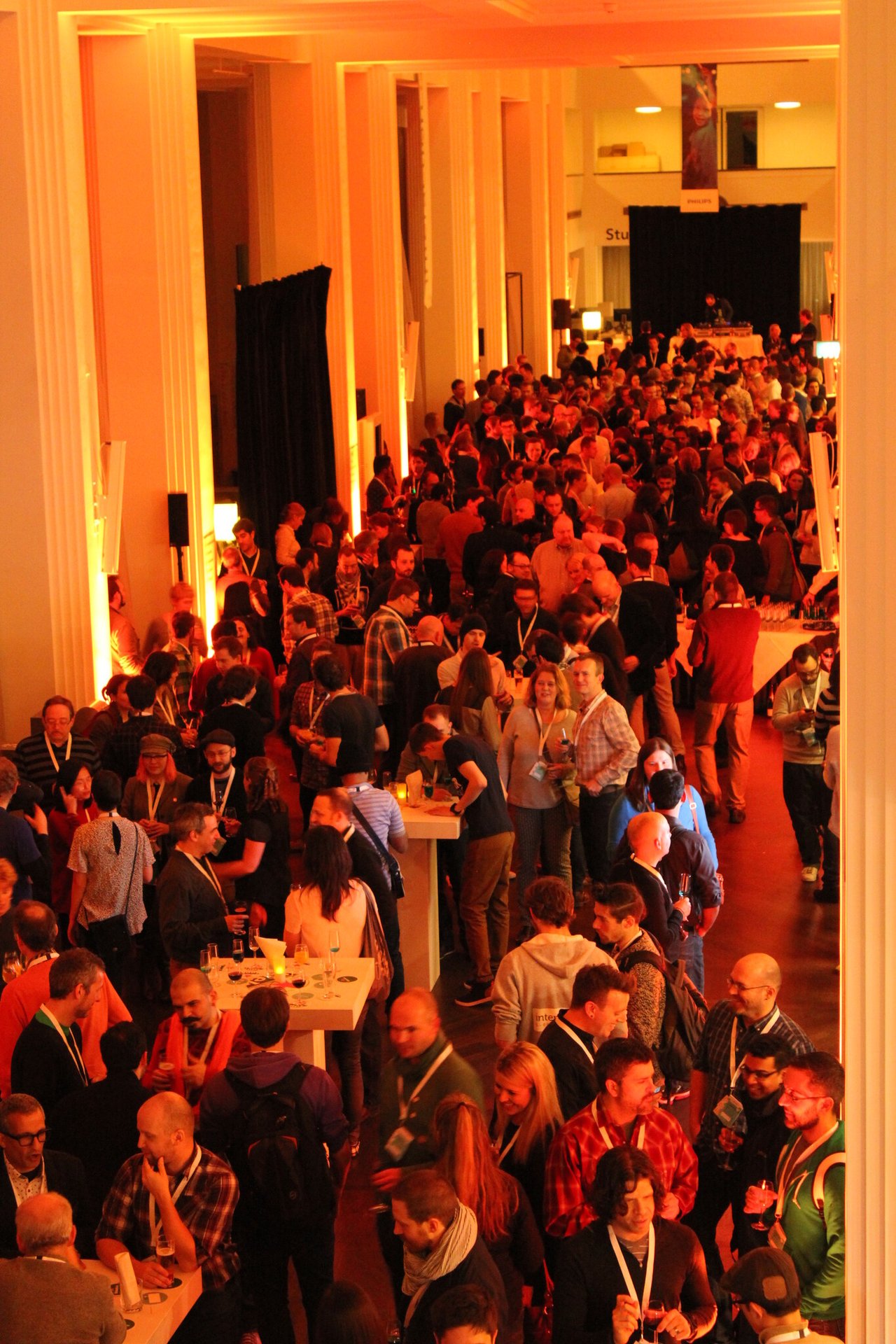 Centrale hal in De Bazel Amsterdam - receptie
