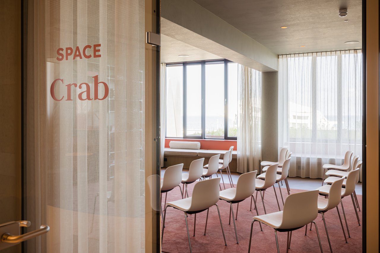 Carlton Beach - Crab