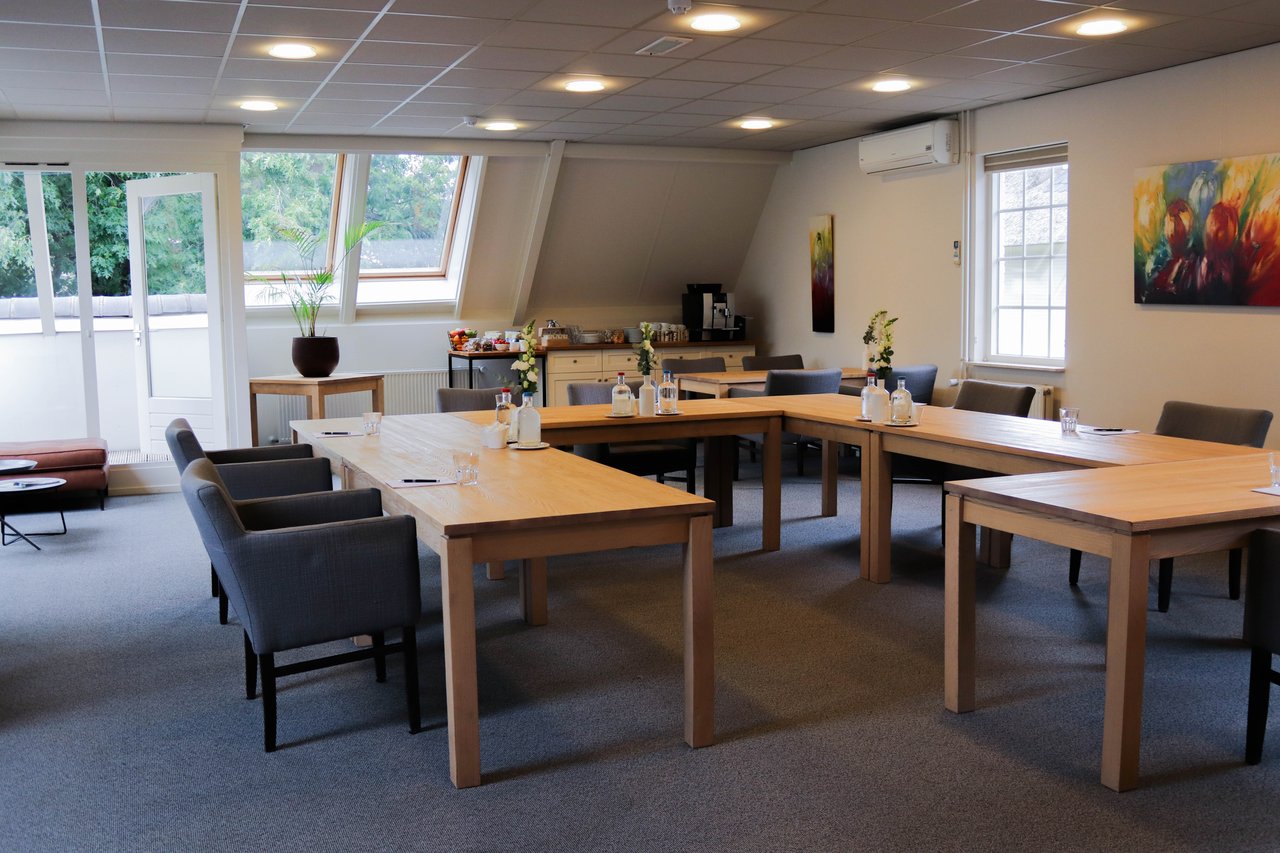 Torenkamer in vergaderopstelling