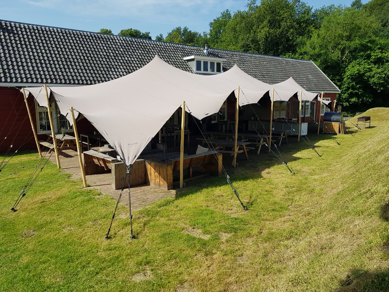 Z-Barak | Stretchtent terras