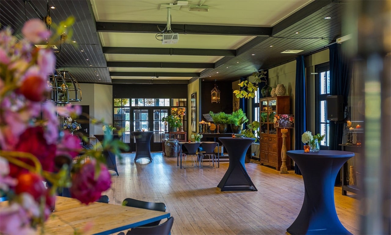 Fier Bussum - De Loods