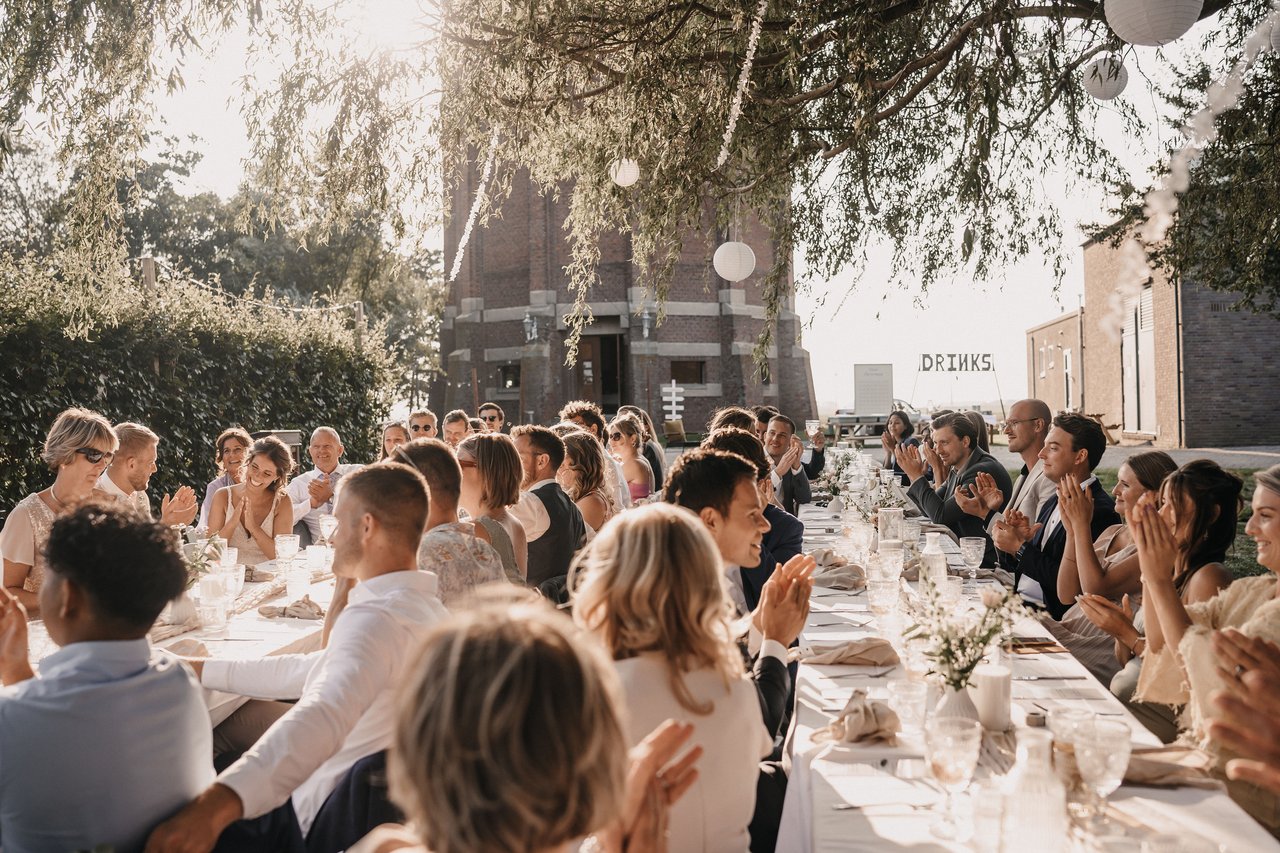 Diner aan de voet van de Watertoren